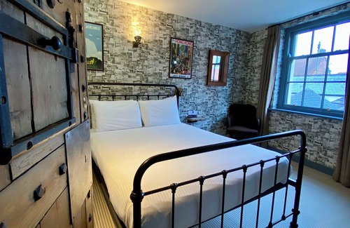 Winchester Bed & Breakfast | The Black Hole