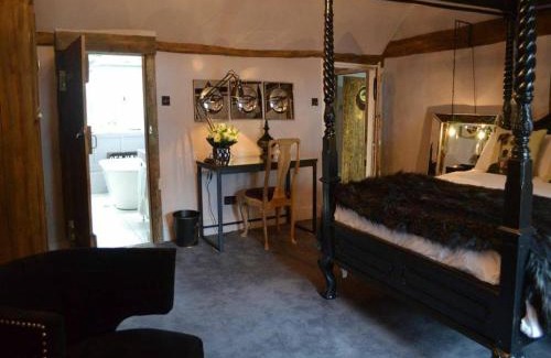 Fulmer Bed & Breakfast | The Black Horse Fulmer