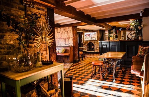 Blyton Hotel | The Black Horse Inn