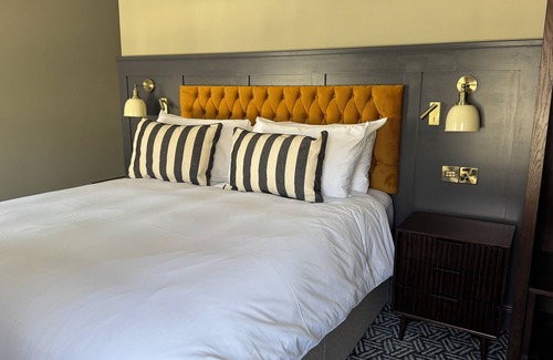 Cardigan Hotel | The Black Lion Hotel