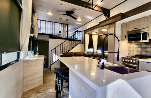 Georgetown Cabin | The Black River Xscape Waterfront Grand Lodge