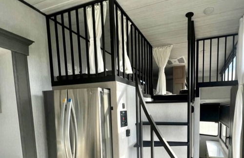 Georgetown Cabin | The Black River Xscape Waterfront Grand Lodge
