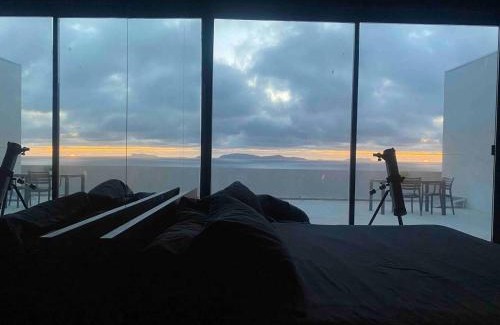 Playas De Tijuana Apartment | The Black Room