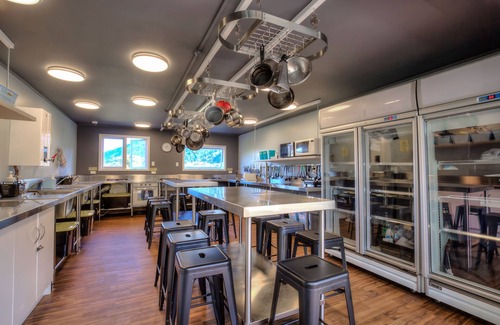 Queenstown City Centre Hostel | The Black Sheep Backpackers