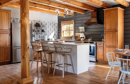 Baxter Cabin | The Blackburn Grand Cabin