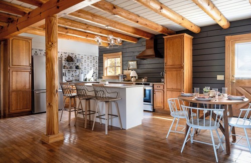 Baxter Cabin | The Blackburn Grand Cabin