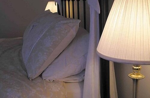 Offham Bed & Breakfast | The Blacksmiths Arms