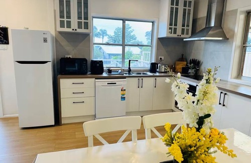Batehaven House | The Bliss @ Batehaven