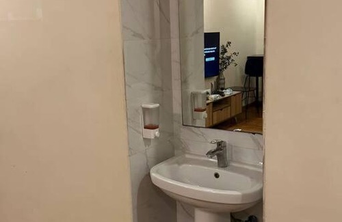 Al Faisaliyah Apartment | The Blue Apartment in Jeddah