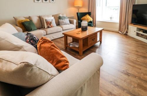 Portland House | The Blue Cottage