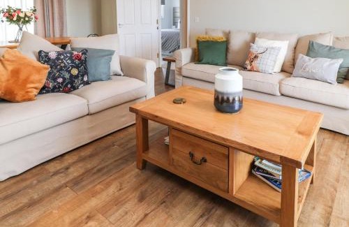 Portland House | The Blue Cottage