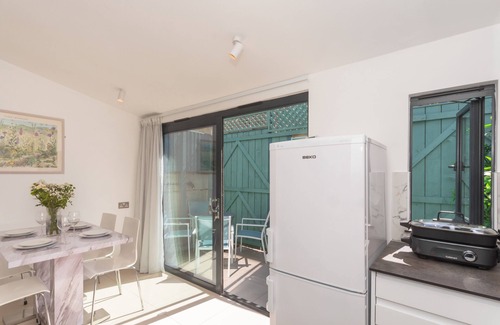 Bath Apartment | The Blue Door