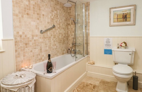 Malpas Cottage | THE BLUE HOUSE, family friendly, character holiday cottage in Malpas