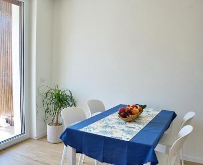 Como Apartment | The Blue - lake/city view modern apt near villa Olmo