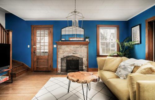 Luray House | The Blue Pearl by Zen Living