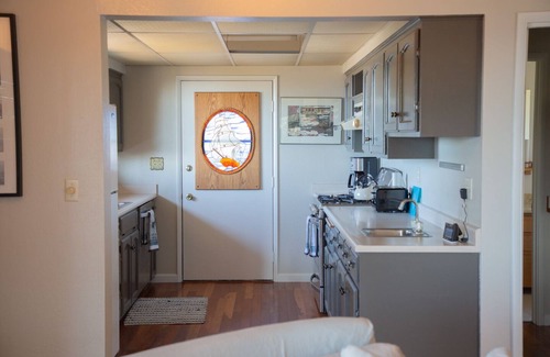 Shelter Cove House | The Blue Pelican