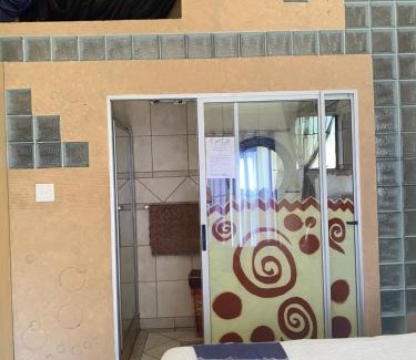 Phalaborwa Apartment | The blue room