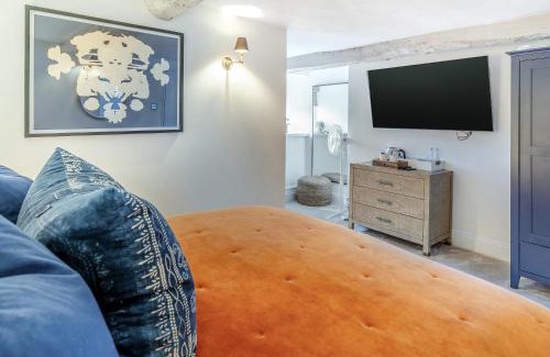 Glangrwyney House | The Bluebell Country Inn