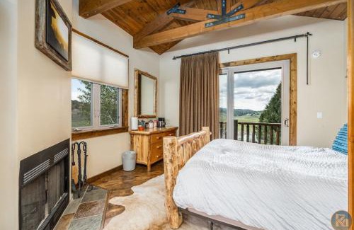 Alton House | The Bluebell Tiny Cabin at The Wildflower Near Zion and Bryce