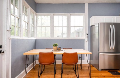 Sylvan Hills House | The Bluebird-Minutes from Everything Atlanta!
