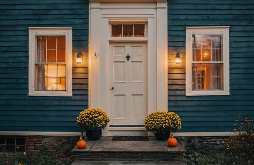 Pine Plains House | The Bluehouse - Charming Renovated Cottage