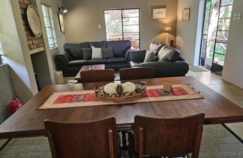 Hoedspruit Apartment | The Blyde Canyon House
