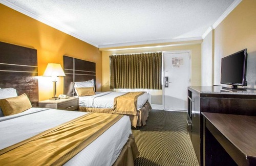 Atlantic City Hotel | The Boards AC