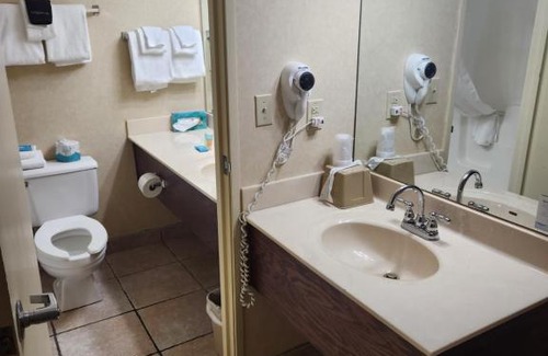Branson Theater District Hotel | The Boardwalk Inn