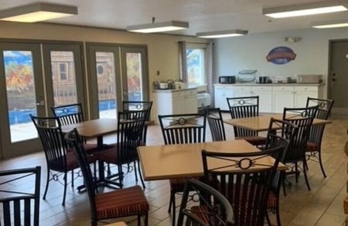 Branson Theater District Hotel | The Boardwalk Inn