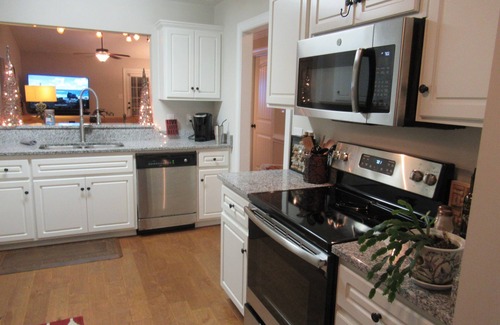 North Augusta House | THE " BOAT ANCHOR LOUNGE" UPSCALE LUXURY