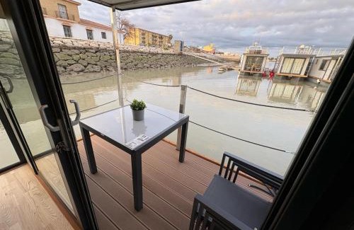 El Puerto de Santa Maria Boat Rental | The Boathouse Company - Casa flotante experience - Real Club Náutico, El Puerto de Santa María