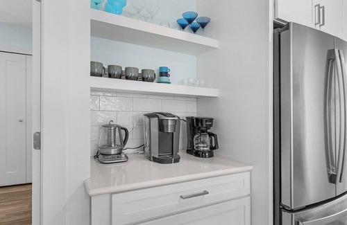 Bokeelia House | The Boat House! Home with 2 Living Spaces in Bokeelia, Sleeps 11!