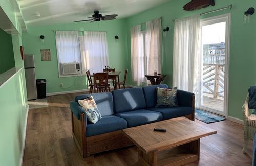 Norfolk Villa | The Boat House on the Bay - On the water; Pet Friendly; WiFi