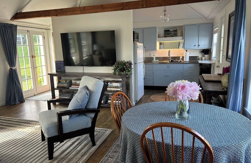 Stonington Cottage | The Boathouse: cozy cottage at harbor's edge - walk to downtown Stonington
