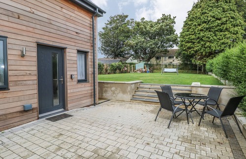Tenby House | The Boathouse