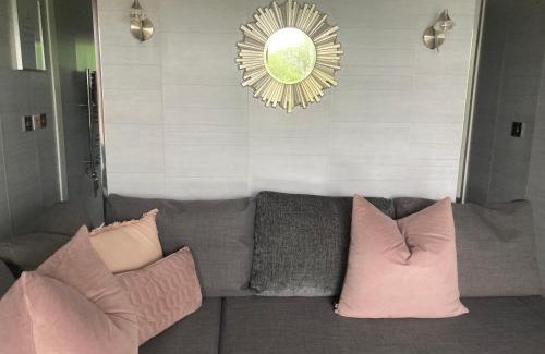 Enniskillen House | The Boatyard Glamping Lodges-Birchwood Lodge