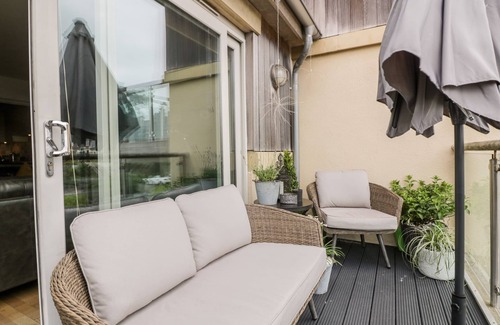 Downderry Cottage | THE BOLT HOLE, pet friendly, luxury holiday cottage in Downderry