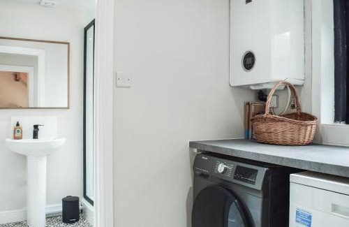 Bolton House | The Bolthole
