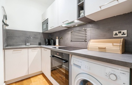 Sheffield Cottage | The Botanical Flat 1