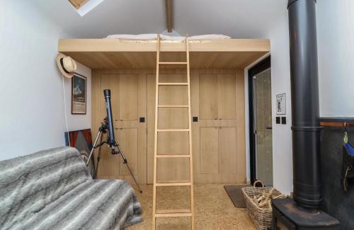 Zeals House | The Bothy