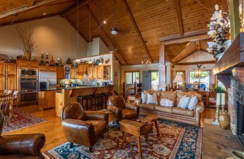 Boone House | The Boulders