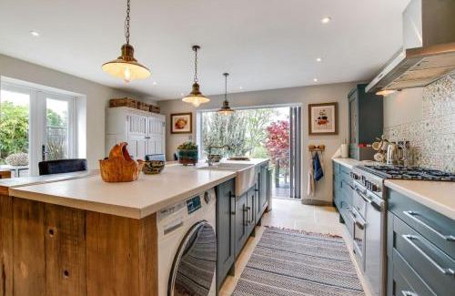 Isle of Purbeck House | The Brackens
