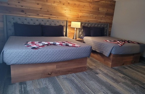 Michigan City Hotel | The Brewery Lodge Hotel