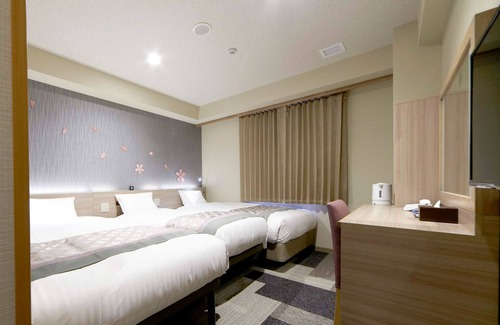 Nishishinsaibashi Hotel | The Bridge Hotel Shinsaibashi