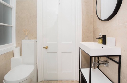 Bath Cottage | The Bridge House