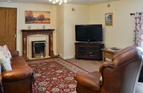 Holsworthy House | The Bridge Inn Apartment