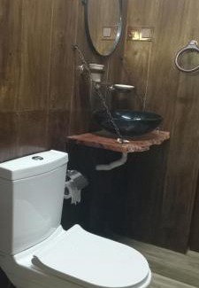 Hatton Bed & Breakfast | The Bridge Viwe Cabin
