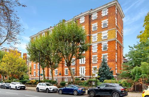 St. Johns Wood Apartment | The Bronwen