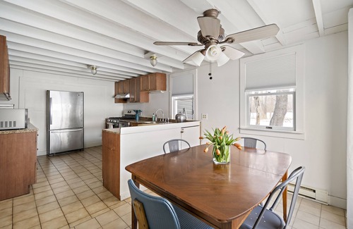 Hillsdale Hotel | The Brooks Motel