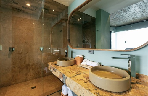 La Candelaria Hotel | The Brown, Guatape, Autograph Collection